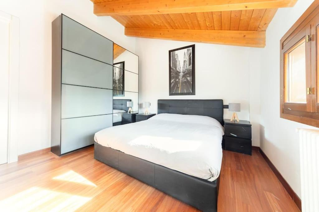 Appartamento Unico A Bologna Con 3 Camere E Parcheggio Gratuito מראה חיצוני תמונה
