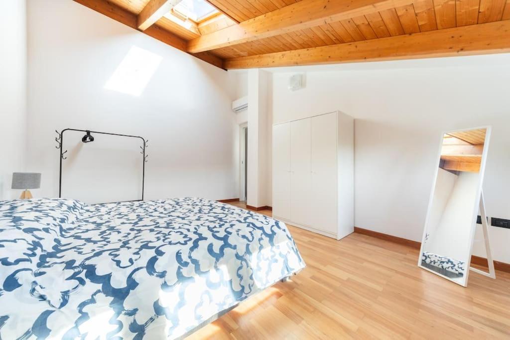 Appartamento Unico A Bologna Con 3 Camere E Parcheggio Gratuito מראה חיצוני תמונה